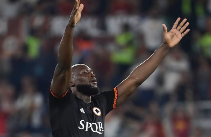 Lukaku torna in Italia, vestirà la maglia del Napoli 