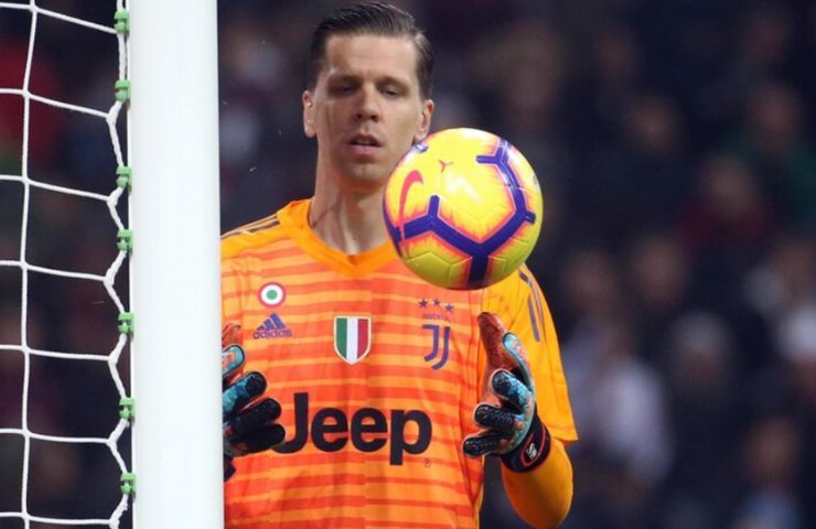 Wojciech Szczęsny tra i pali