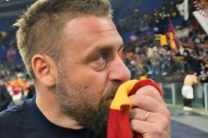 Daniele De Rossi decisione sorpresa esonero