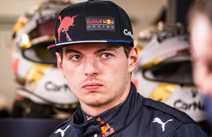 Verstappen primo classifica piloti